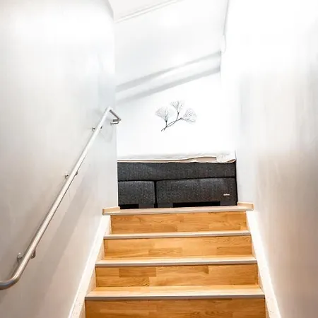 2ndhomes Unique & Spacious 2-storey With Sauna Apartment Helsinki