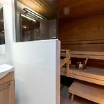 2ndhomes Unique & Spacious 2-storey With Sauna *