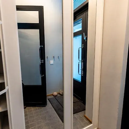 2ndhomes Unique & Spacious 2-storey With Sauna Helsingfors